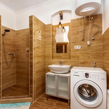 Kisvasut Vendeghaz Appartement Balatonfenyves