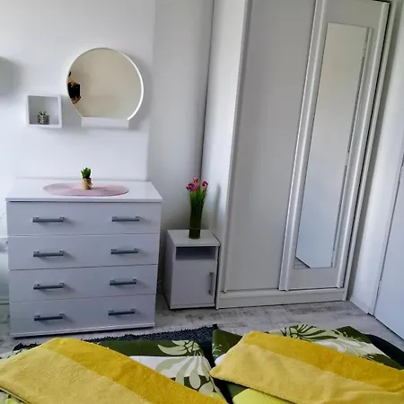 Kisvasút Appartamento Balatonfenyves