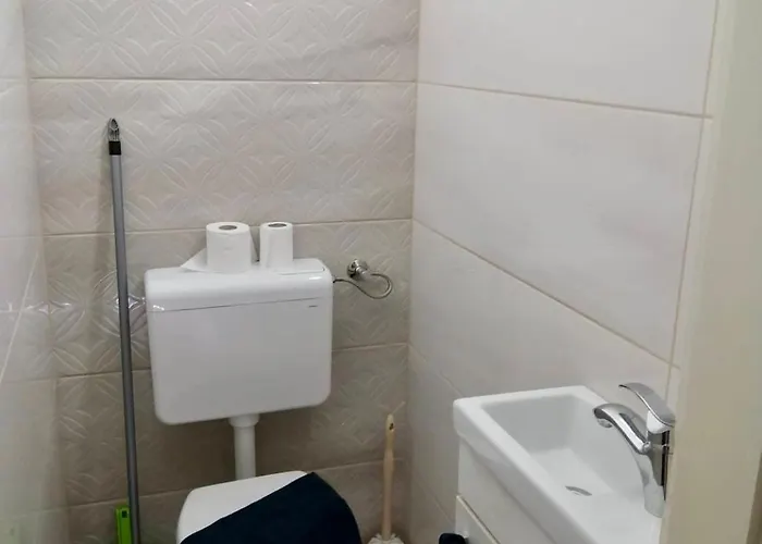 Lägenhet Kisvasut Vendeghaz *